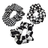 3 skakternede scrunchies med små, mellem og store skaktern. Køb flere, spar mere